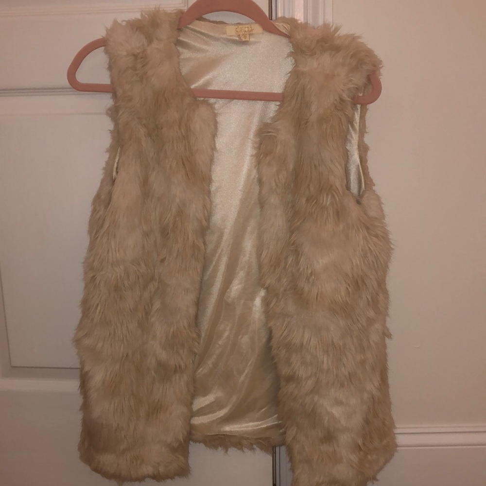faux fur vest